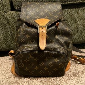 Authentic LV Montsouris GM backpack. Date code: SD0916